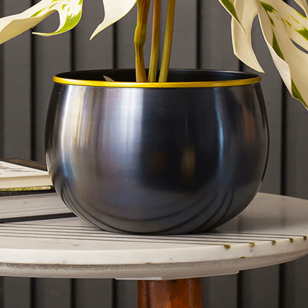 Kanpur metal container for garden