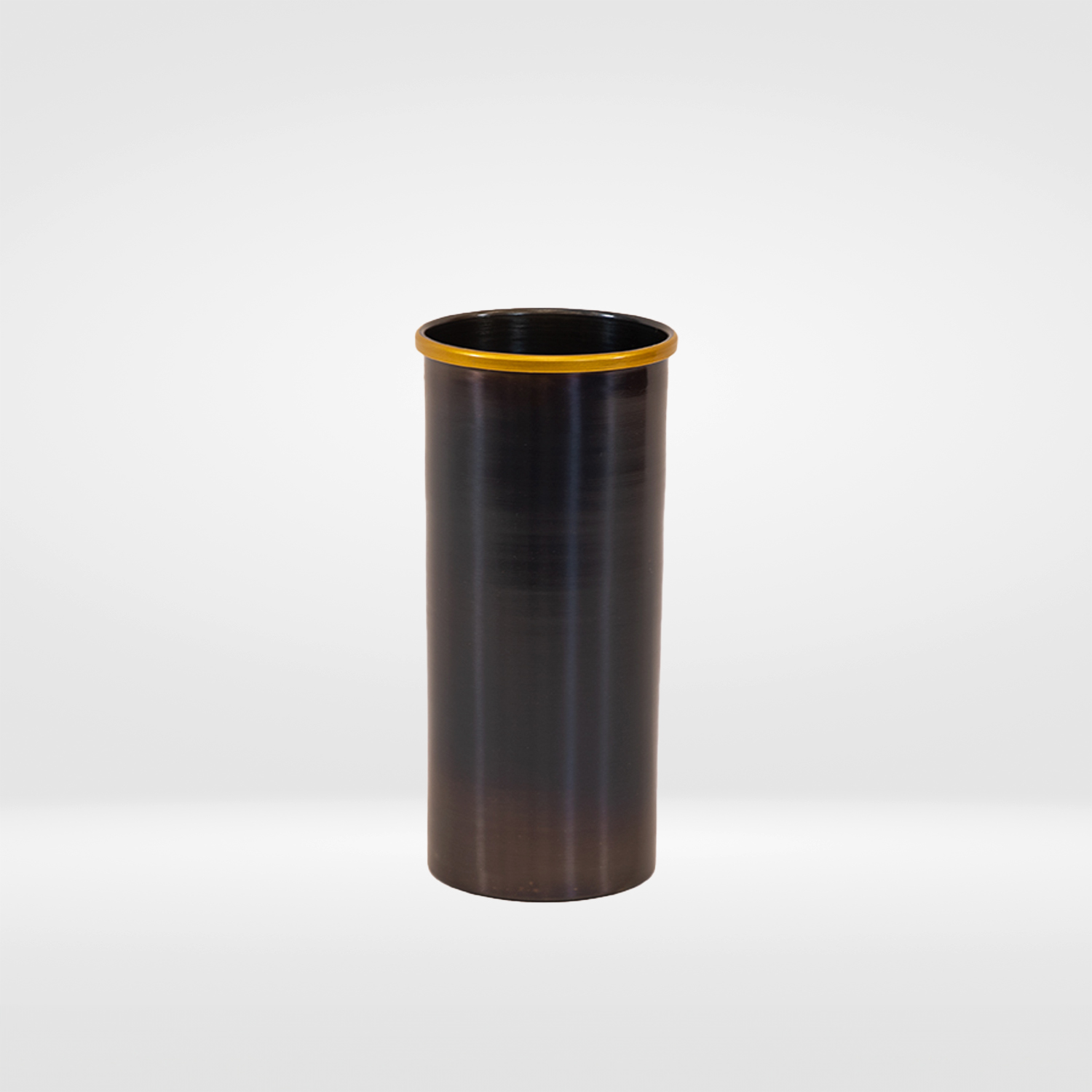medium circular vase